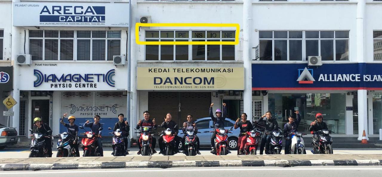 11 Pensione Malacca Luaran gambar